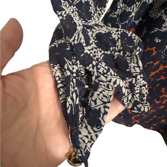 Tory Birch 100% Silk Womens Blouse Blue Floral Tunic Keyhole Neck Top Size 0 - Picture 5 of 6